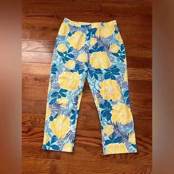 Lilly Pulitzer Blue and Yellow Floral Cropped Capri Pants Sz8 - Picture 2 of 9
